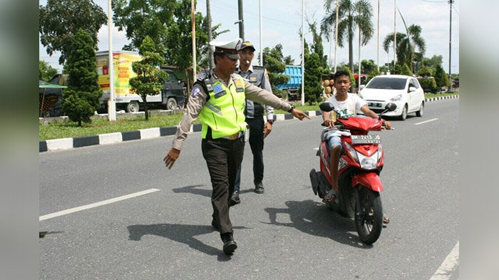 Operasi Patuh Muara Takus 2018, Polantas  Edukasi Pengendara Anak Dibawah Umur