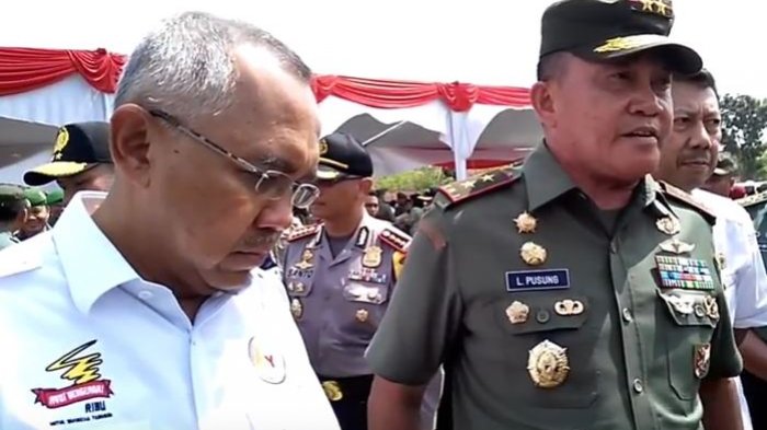 Pangdam I BB, Danrem 031/Wirabima dan Gubernur Riau Beradu Pantun. Siapa Pemenangnya