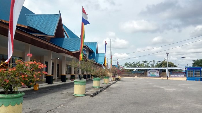 Satu Hari Jelang Tahun Baru 2024, Seratus Penumpang Berangkat dari Pelabuhan Sei Duku Pekanbaru