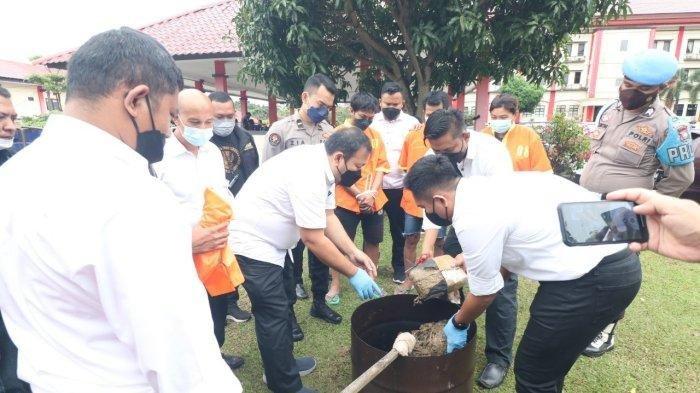 Narkoba Milik Oknum Polisi Pengawal Gubernur Kepri Dimusnahkan, Pernah Bertugas di Timur Tengah