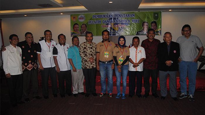 117 Peserta Ikuti Penataran Pelatih dan Wasit Nasional Bola Voli