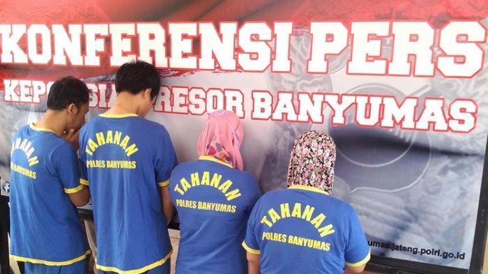 Sekeluarga Dibunuh dan Dikubur di Kebun Belakang Rumah, Kain Hitam Ini Jadi Petunjuk Awal Pelakunya