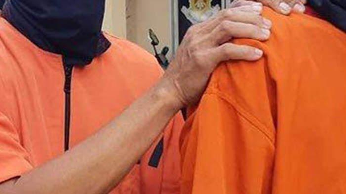 Beginilah Cara Guru Bejat Ngajarkan Muridnya Cara Bersuci, Tak Malu Melakukan Hal Tak Lazim