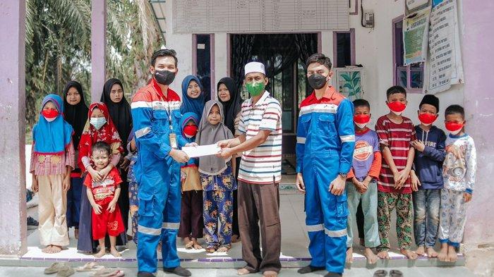 Pertagas Berikan Bantuan Sosial untuk Sarana Ibadah di Riau