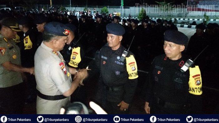 Anggota Brimob Polda Riau Tewas Dikeroyok di Papua, Ada Pesan KAPOLDA dan Isak Tangis Saat Melepas