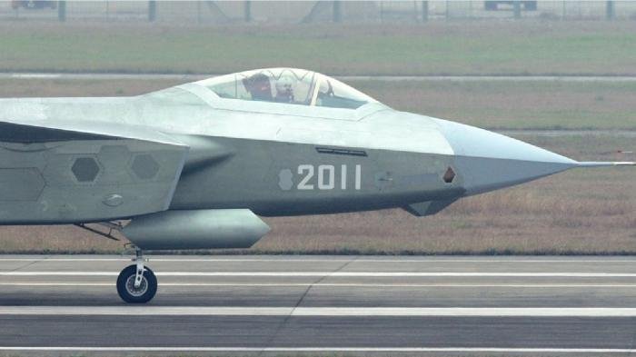 Pantasan China Tak Mau Jual Jet Tempur Canggihnya Ini ke Negara Lain, Pesawat Siluman Pesaing USA