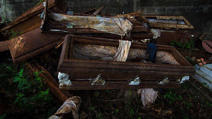 Bikin Merinding, Puluhan Peti Mati Berisi Jasad Manusia Hanyut dari Kuburan sampai Terdampar di Sini