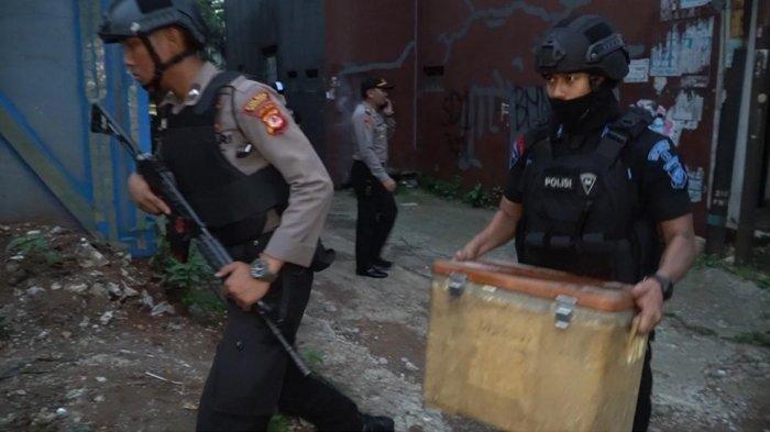 MENGUAK Fakta Bripda NOS: Dipecat karena Diduga Terpapar Kelompok Teroris JAD dan Siap Jadi Bomber