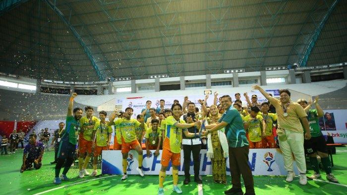 Juara Futsal Riau : Putra Tarigan Dapat 10 Juta, Amorsos Academy Rp 5 Juta