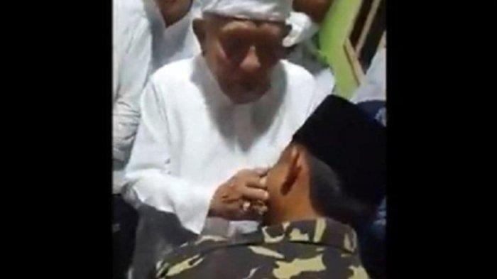 Kiai Besar Tampar Anggota Banser Ansor: Kiai Gak Dijaga, Gereja yang Dijaga