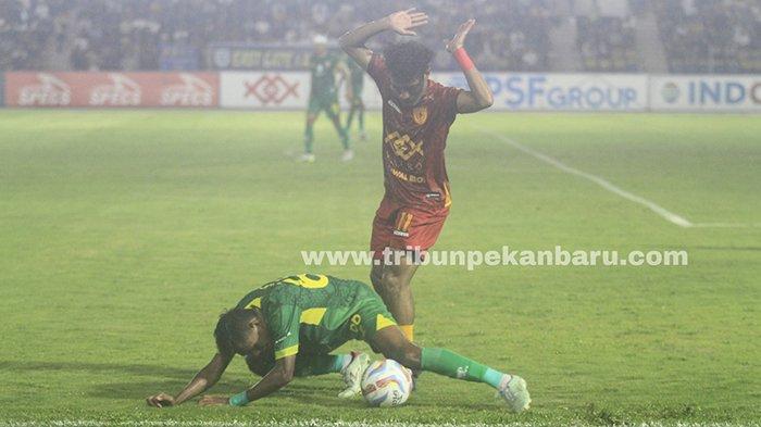 FOTO : PSPS Kalah Lawan Sriwijaya FC di Kandang Sendiri - psps-vs-sriwijaya-kalah1.jpg
