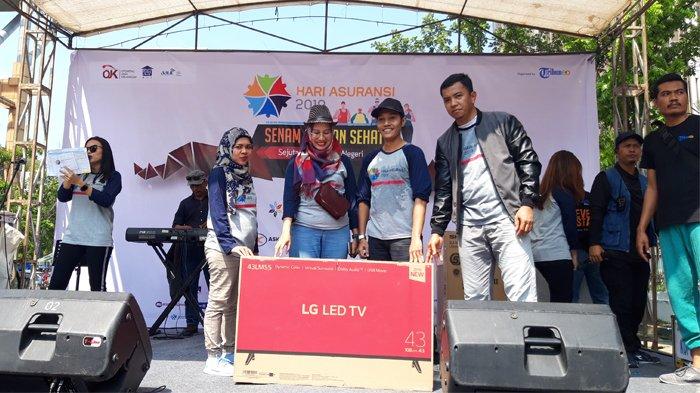 Momen Asuransi Dekat Masyarakat, Ribuan Warga Pekanbaru Ramaikan Puncak Hari Asuransi