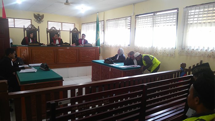 Dari Ruangan Berbeda PN Rengat Gelar Sidang Online Perdana, Antisipasi Penyebaran Virus Corona