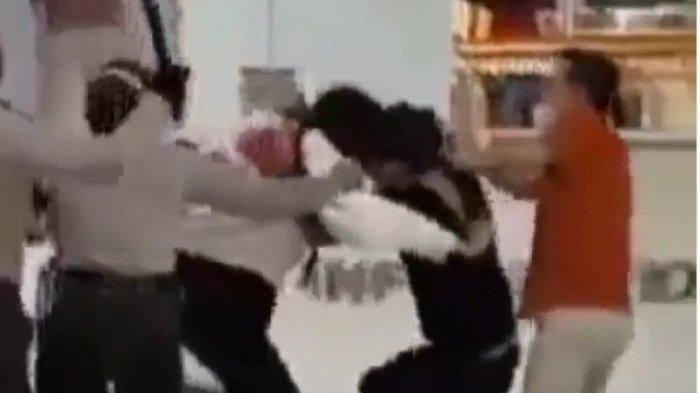 Ribut Marah Sama Istrinya, Tega Tusuk Istrinya Karena Diduga Selingkuh, Cemburu Istri Bawa Pakain