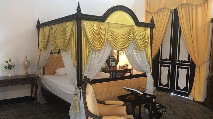 Dana CSR PT RAPP Rp 3,2 M, Wisatawan Bisa Lihat Ranjang Sultan Syarif Kasim II di Istana Peraduan