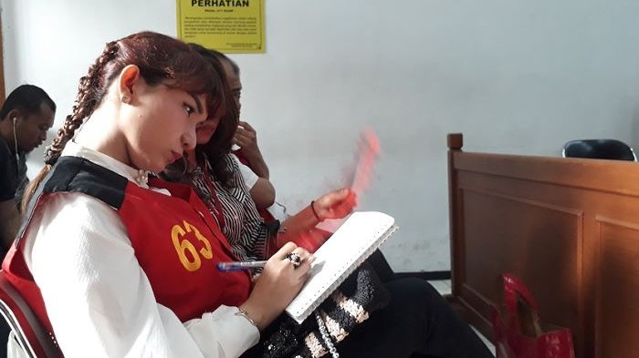 Rumah Roro Fitria Dibobol Maling, Uang Tunai Handphone Serta Perhiasan Raib