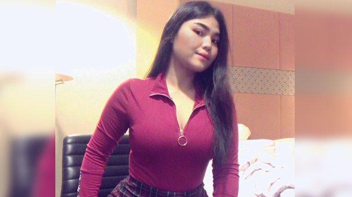 Dibayar 200 Juta Sekali Tampil, Aksi Rosa Meldianti 'Goyang' Didepan Pria Ini Diserang Netizen