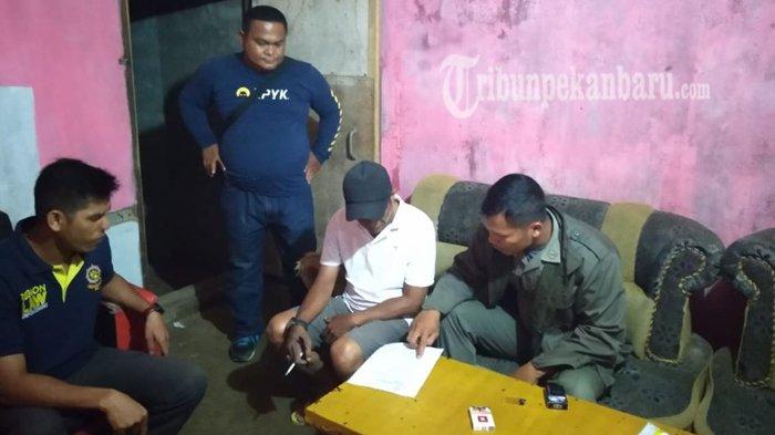 Satpol PP Rohul Amankan 3 Orang Wanita Pelayan Kafe dan Alat Musik di Jalan Lingkar