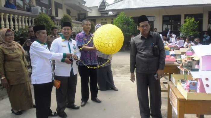 Menuju Adiwiyata Nasional, SD Negeri 002 Kiyab Jaya Ubah Sampah Jadi Kerajinan Menarik