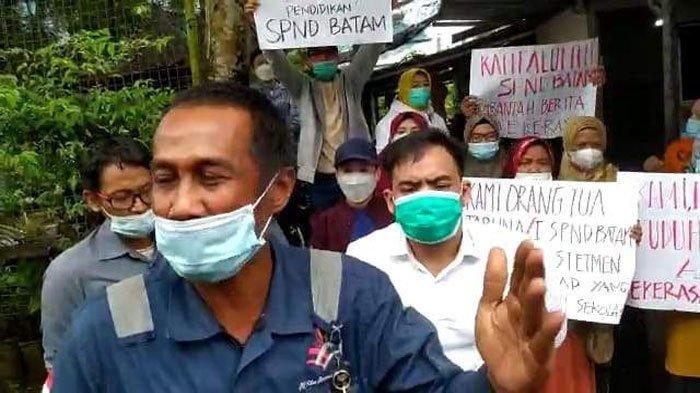 Aneh, Kemarin Dipolisikan karena Aniaya Siswa, SMK di Batam Malah Didukung Wali Murid yang Lain