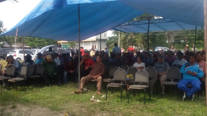 Warga Diminta Kosongkan Lahan 3x24 Jam, Warga Pebatuan Gelar Musyawarah
