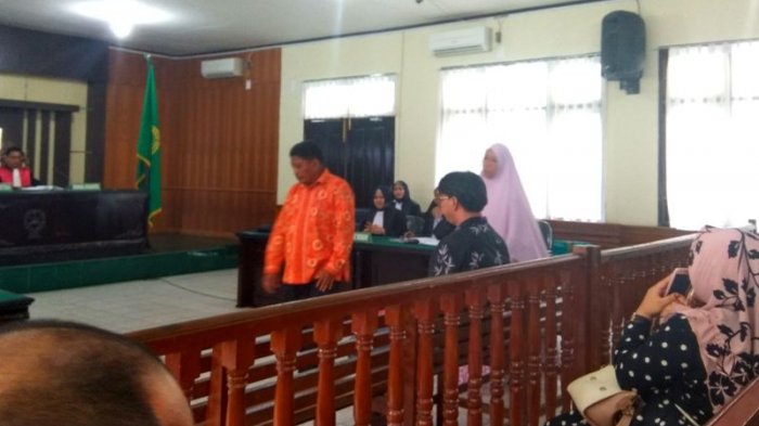Tiga Terdakwa Dugaan Tipikor Pembangunan RTH Tunjuk Ajar Jalani Sidang Perdana
