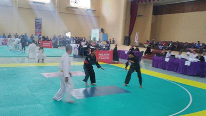 Pesilat Putra Riau Ini Menang Beruntung Saat Lawan Atlet Lampung di Popnas 2023