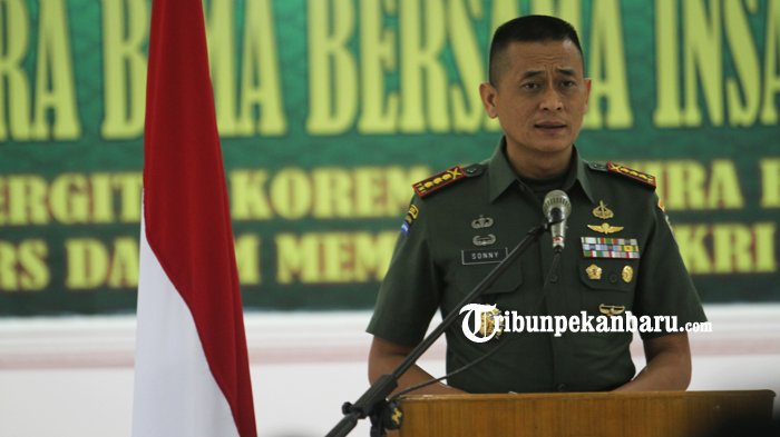 FOTO: Danrem 031/Wira Bima Beri Sambutan Saat Silaturahmi dengan Insan Pers - silaturrahmi-danrem-inf-sonny-aprianto-insan-pers_20180315_163946.jpg