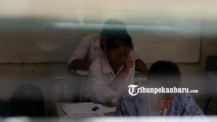 FOTO: Ujian Nasional Siswa SMPLB dari 7 Sekolah Luar Biasa di Pekanbaru - slb_20180424_204150.jpg