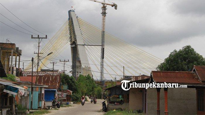 BERITA FOTO: Pemprov Riau Berencana Bangun Taman di Bawah Jembatan Siak IV Pekanbaru - taman-di-bawah-jembatan-siak-iv-pekanbaru.jpg