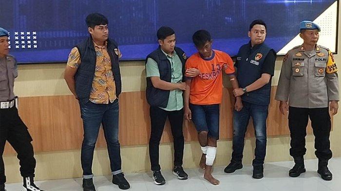 Tampang Pelaku Pembunuh Satu Keluarga di Kediri, Tega Hantam Kepala Kakak Sendiri Pakai Palu