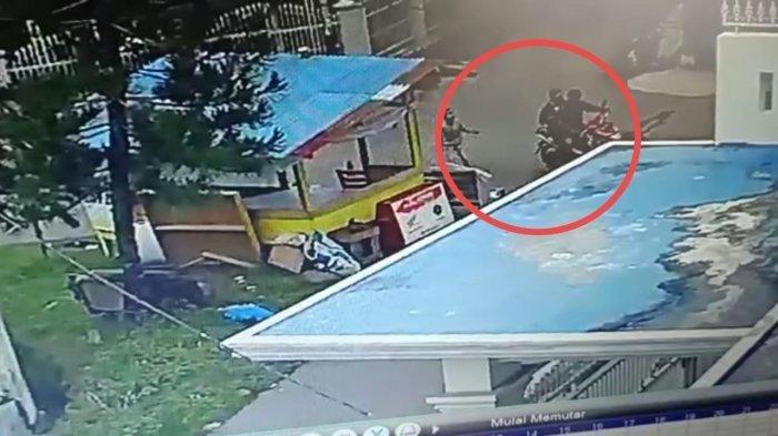 Rampas HP yang Dipegang Bocah, Buron 2 Bulan, Remaja 17 Tahun Dibekuk Polisi di Persembunyiannya