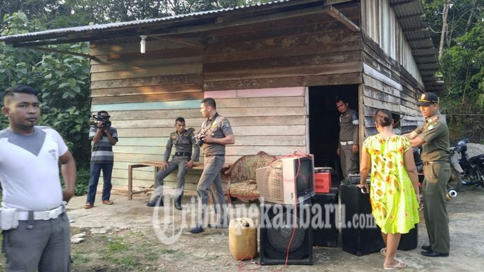Tiga Orang Wanita terjaring dalam Operasi Pekat Satpol PP Rohul