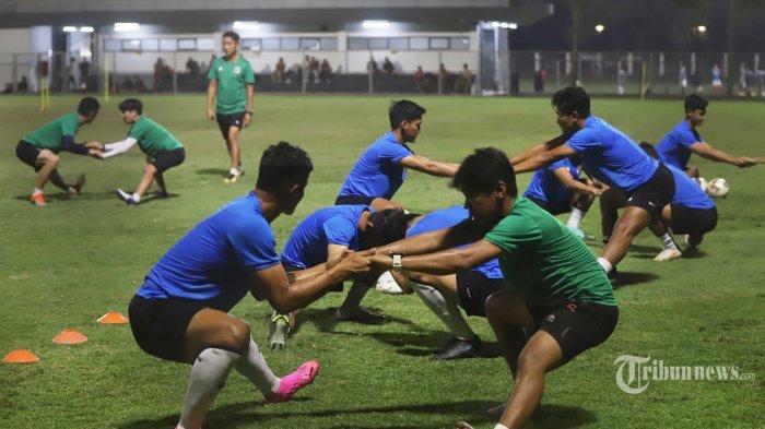 Sedang Berlangsung Timnas Indonesia vs Vietnam Piala AFF 2020, Evan Dimas Dicadangkan Shin Tae-yong
