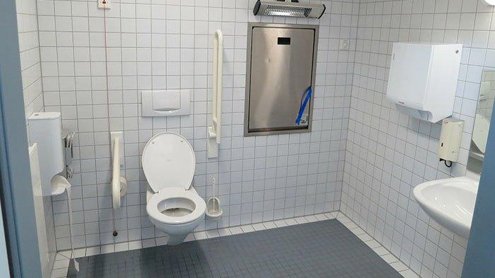 Kencing Berbusa Ternyata Bisa Menjadi Pertanda Penyakit Serius