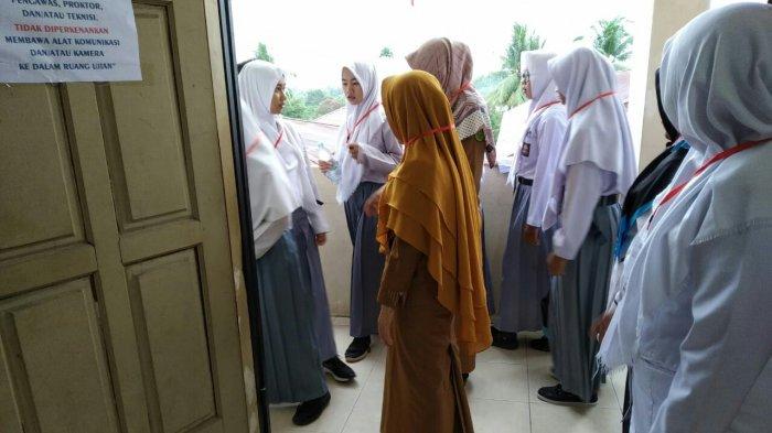 Listrik Padam dan Internet Lambat, Kendala Hari Pertama UNBK SMA dan MA di Rohul