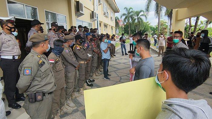 Video Call Mesum Jerat Oknum DPRD Berinisial SH,Massa TMP Minta Penjelasan,Ini Perkembangan Kasusnya
