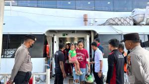 131-PMI-bermasalah-dipulangkan-lewat-dumai.jpg