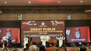 Adam-Sutoyo-dan-Halim-Sardiyono-Sering-Sependapat-Debat-Pilkada-Kuansing.jpg