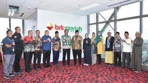 Anggota-Komite-I-DPD-RI-KH-Muhammad-Mursyid-BRK-Syariah.jpg
