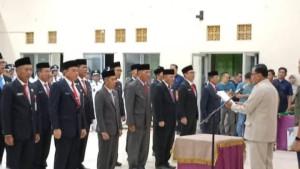 Bupati-Kuansing-Suhardiman-Amby-melantik-16-pejabat-eselon-II.jpg