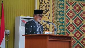 Bupati-Pelalawan-H-Zukri-menghadiri-paripurna-pengesahan-RPJMD.jpg