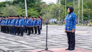 Bupati-Siak-Afni-jadi-pembina-apel-pagi-di-lapangan-kantor-Bupati-Siak.jpg