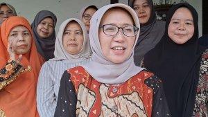 Bupati_Lumajang_Indah_Amperawati_Tak_Pernah_Ambil_Gaji_Sejak_Dilantik_untuk-Sekolah-Anak_Yatim.jpg
