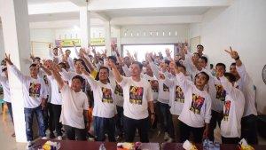 Calon-Bupati-Kuansing-Adam-bersama-pendukung-milenial-belum-lama-ini.jpg