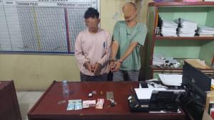 Dua-pria-diamankan-Polsek-Kandis-di-jalan-lintas-Pekanbaru-Duri.jpg