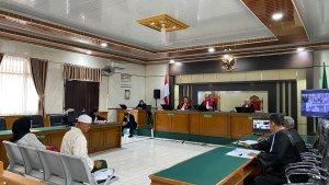 Eks-Rektor-UIN-Suska-Riau-Akhmad-Mujahidin-korupsi-dana-BLU.jpg