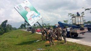 FOTO_Bawaslu_dan_Satpol_PP_Pekanbaru_Tertibkan_Baliho_Caleg_3.jpg