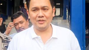 Farhat-Abbas-menggugat-Roy-Suryo-cs-terkait-dugaan-pencemaran-nama-baik.jpg
