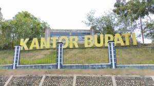 Kantor_Bupati_Kuantan_Singingi_Kuansing.jpg